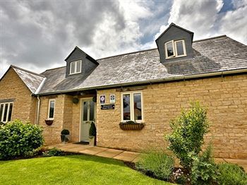 Silverstone Guest House Exteriér fotografie